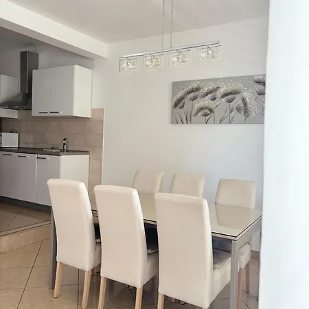 Апартаменты Taras